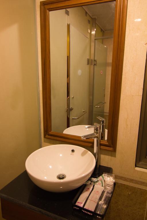 โรงแรม โรงแรมมิลเลนเนี่ยม