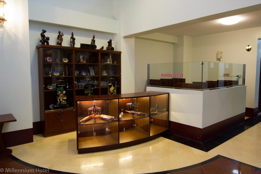 โรงแรม โรงแรมมิลเลนเนี่ยม 4*