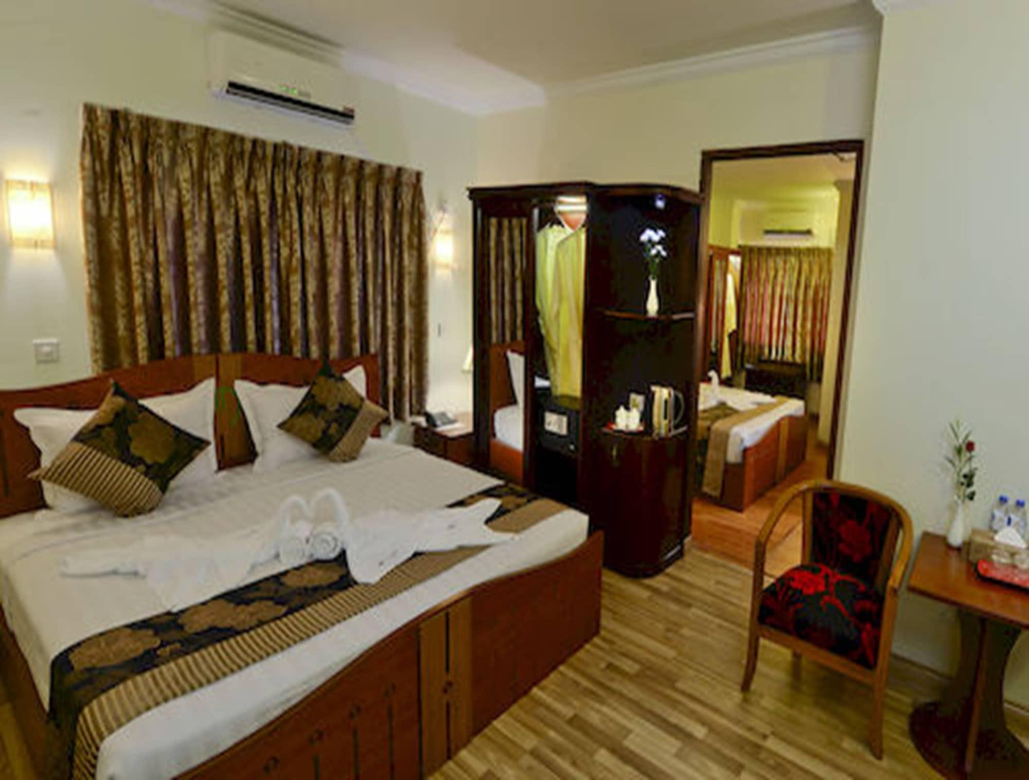 โรงแรม โรงแรมมิลเลนเนี่ยม 4*
