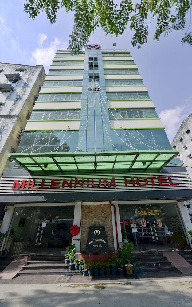 โรงแรม โรงแรมมิลเลนเนี่ยม 4*