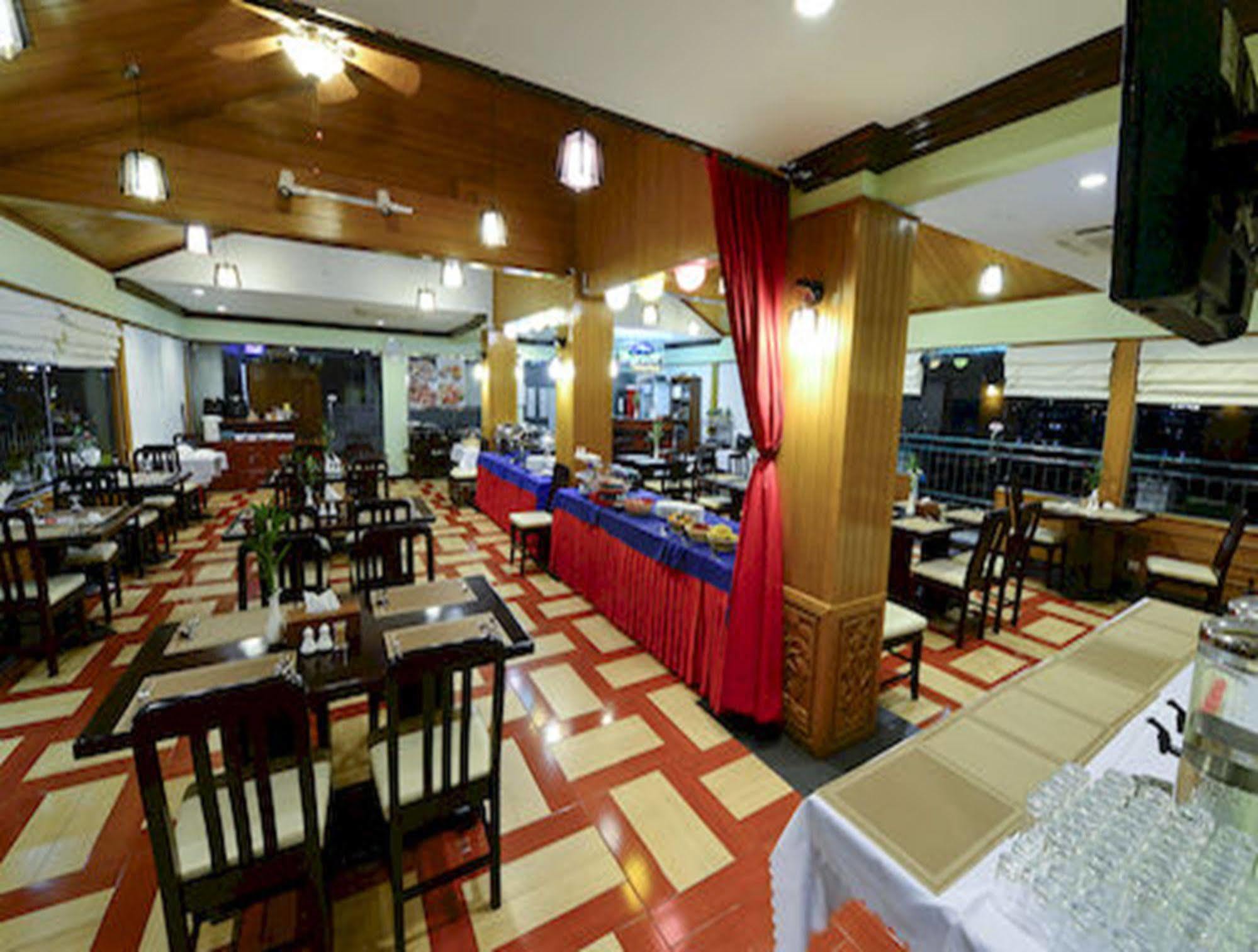 โรงแรมมิลเลนเนี่ยม โรงแรม ย่างกุ้ง