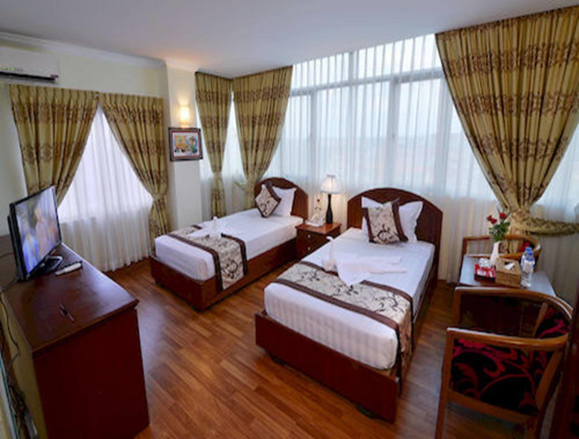 โรงแรมมิลเลนเนี่ยม โรงแรม