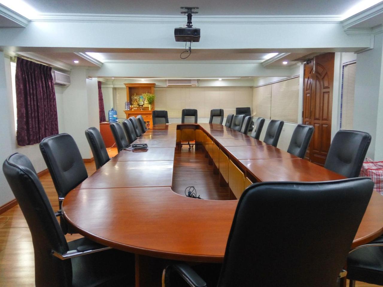 โรงแรม โรงแรมมิลเลนเนี่ยม